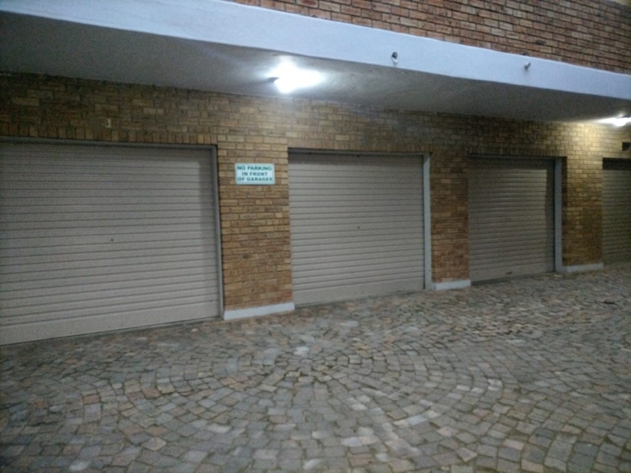 3 Bedroom Property for Sale in Rustenburg Central North West